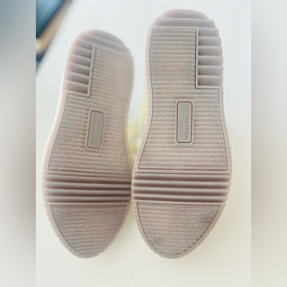 Justice girls shoes size 4 NEW - Picture 4 of 5